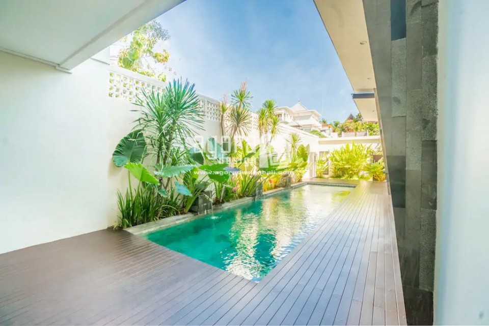 Desain Villa Bali Dengan Kolam Renang