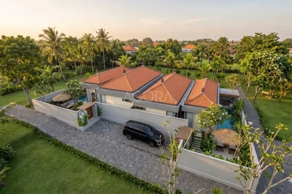Desain Arsitek 2 Villa Tropis Modern 3 Kamar Tidur Dalam 1 Lahan Jimbaran